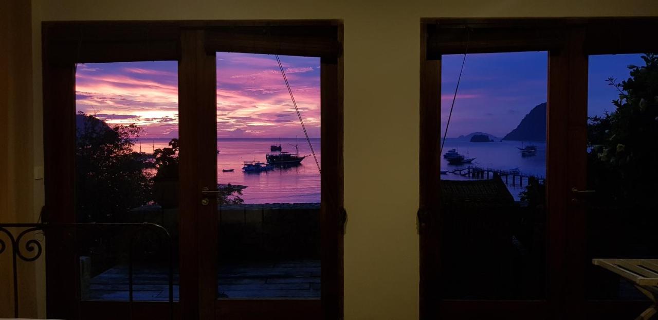 Blue Parrot Hotel Labuan Bajo Exterior foto